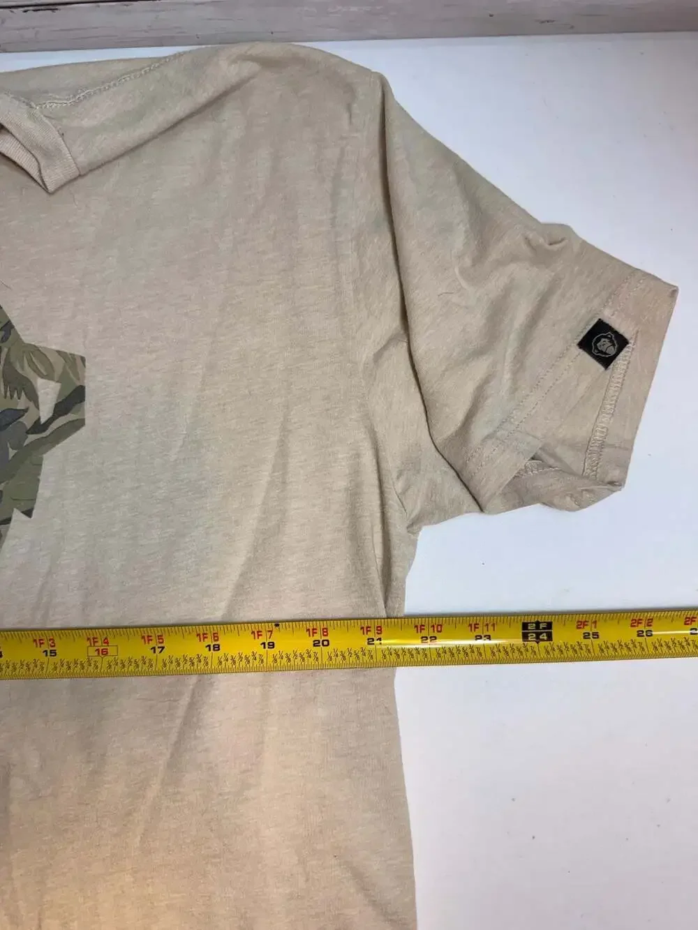 Howler Brothers El Mono Camo Monkey Heritage T-Shirt Tan Size XL